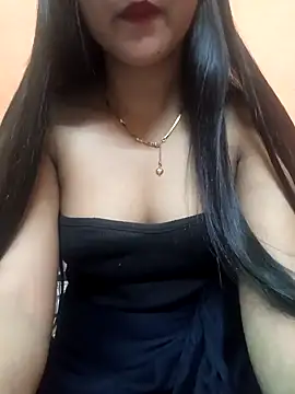 Snapshot of Eisha_20s chatting on February 10, 8:53 am Eisha 20s online show from February 10, 8:53 am