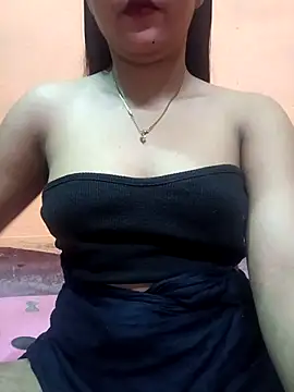 Snapshot of Eisha_20s chatting on March 18, 11:20 pm Eisha 20s online show from March 18, 11:20 pm