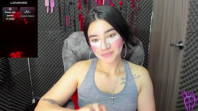 Snapshot of lilihot_ chatting on October 16, 2:40 pm lilihot online show from October 16, 2:40 pm