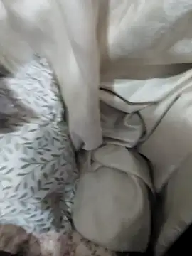 Snapshot of nonalona199999 chatting on December 2, 12:05 am nonalona199999 online show from December 2, 12:05 am