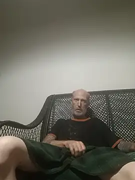 filthymind619 online show from May 17, 10:17 pm