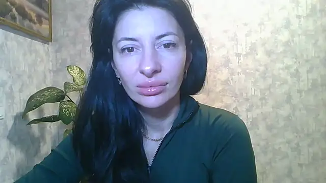 Snapshot of LissaBlossom chatting on October 20, 4:35 am LissaBlossom online show from October 20, 4:35 am