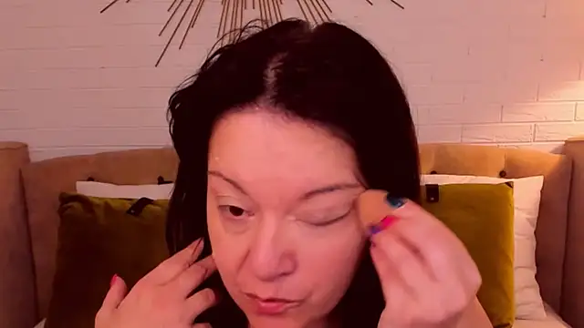 SarahGrays online show from March 19, 3:54 am