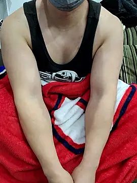 Snapshot of K0718 chatting on February 11, 7:24 am K0718 online show from February 11, 7:24 am