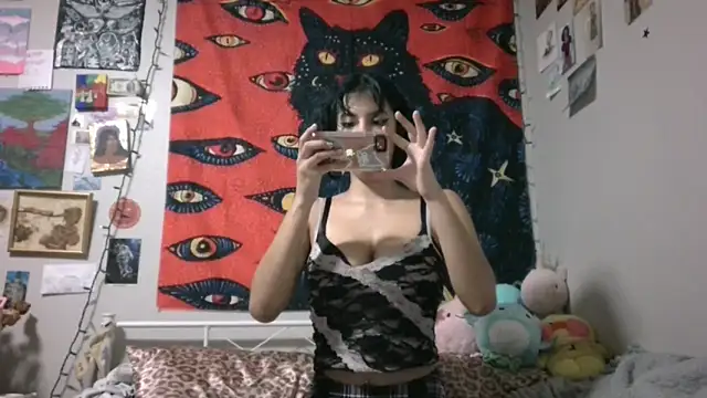 Rubyred2369 online show from January 12, 12:39 am