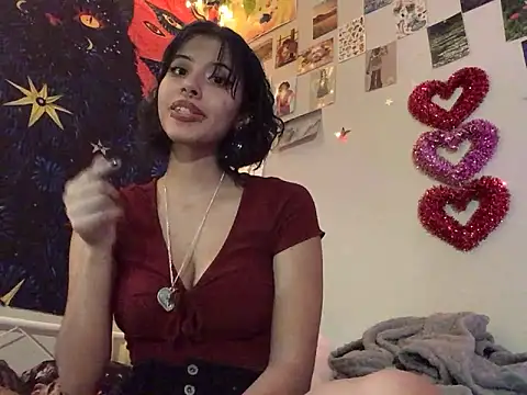 Rubyred2369 online show from February 12, 9:22 pm