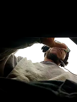 Snapshot of MrDaddyBbSnake chatting on January 13, 9:42 pm MrDaddyBbSnake online show from January 13, 9:42 pm