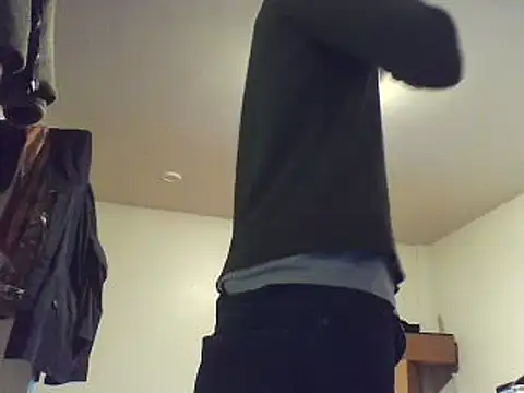 Snapshot of MrDaddyBbSnake chatting on March 6, 2:41 am MrDaddyBbSnake online show from March 6, 2:41 am