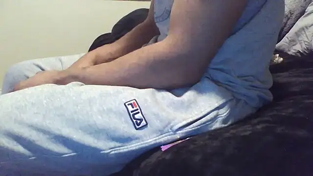 Snapshot of MrDaddyBbSnake chatting on March 12, 2:52 am MrDaddyBbSnake online show from March 12, 2:52 am