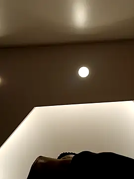 Snapshot of MrDaddyBbSnake chatting on March 12, 3:18 pm MrDaddyBbSnake online show from March 12, 3:18 pm