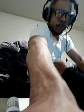 Snapshot of MrDaddyBbSnake chatting on March 23, 7:53 am MrDaddyBbSnake online show from March 23, 7:53 am