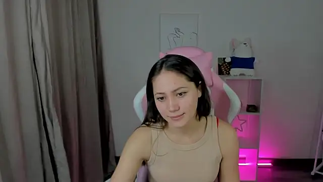Bellalovesss online show from February 17, 1:42 pm