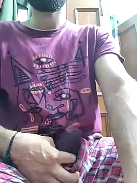 TOPMOON001 online show from October 13, 6:19 pm