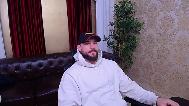 AdamJamesonn online show from January 18, 5:55 am