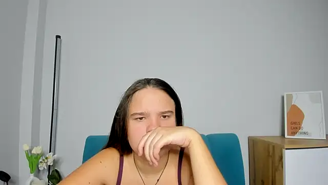 AdeleCruz online show from October 15, 7:41 am