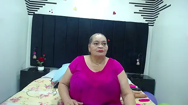 Snapshot of VickyBoobss chatting on March 5, 7:21 pm VickyBoobss online show from March 5, 7:21 pm
