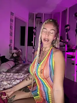CheekyChels online show from February 1, 11:16 pm