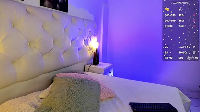 Snapshot of kathy_bakerr chatting on October 30, 1:56 pm kathy bakerr online show from October 30, 1:56 pm