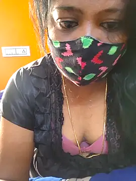 Snapshot of kanikasree chatting on February 15, 2:19 am kanikasree online show from February 15, 2:19 am