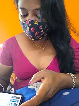 Snapshot of kanikasree chatting on March 11, 3:34 am kanikasree online show from March 11, 3:34 am