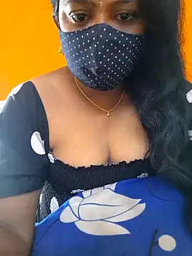 Snapshot of kanikasree chatting on March 13, 3:35 am kanikasree online show from March 13, 3:35 am