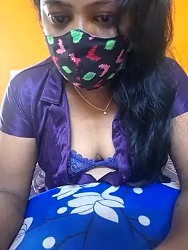 Snapshot of kanikasree chatting on March 29, 2:11 am kanikasree online show from March 29, 2:11 am