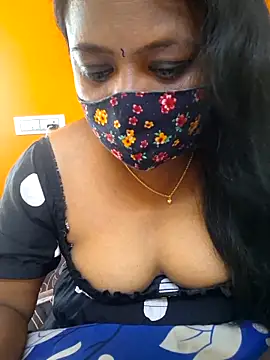 Snapshot of kanikasree chatting on March 30, 8:04 am kanikasree online show from March 30, 8:04 am