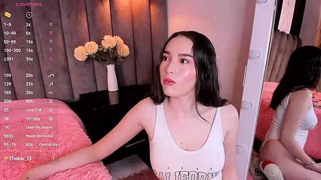 chelsea bolton  online show from September 20, 1:56 pm