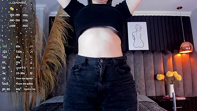 chelsea bolton  online show from February 1, 12:37 pm