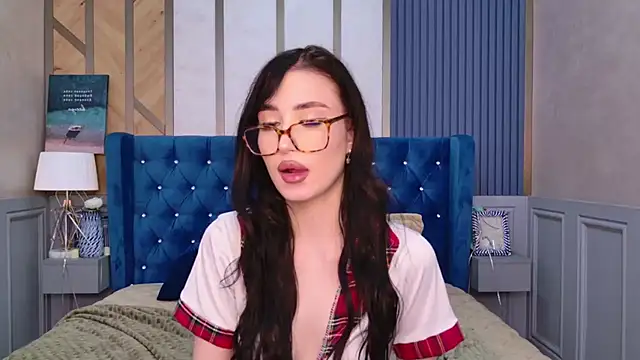 EmmaLawrens online show from February 16, 6:54 pm