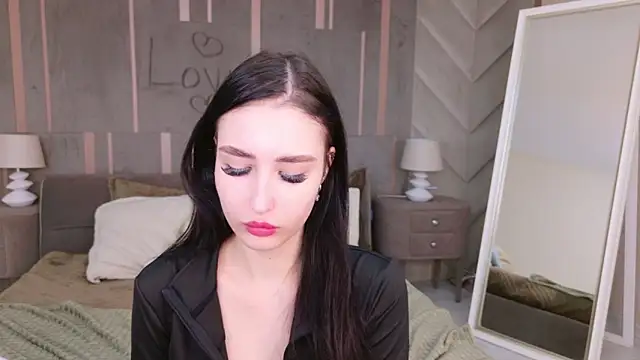 EmmaLawrens online show from February 23, 10:49 am