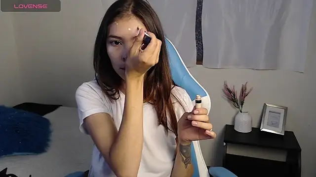 Aleska Miami online show from March 21, 3:02 pm