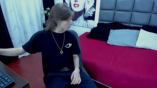 blondie lover69 online show from January 12, 7:42 pm