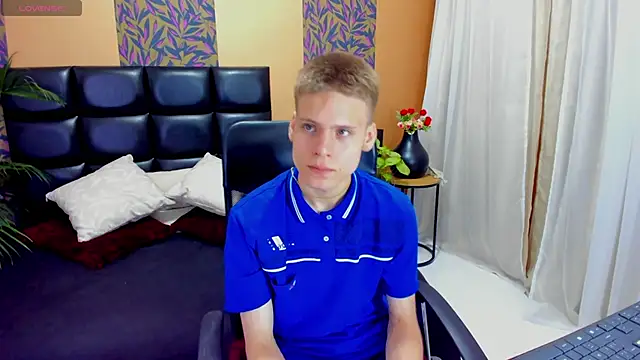 blondie lover69 online show from February 18, 7:41 pm