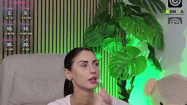 Snapshot of BelovedKhloee chatting on March 25, 7:09 pm BelovedKhloee online show from March 25, 7:09 pm