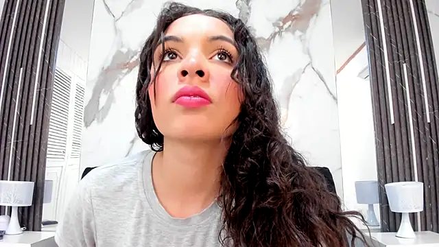 Kim Lennon online show from September 27, 2:11 pm