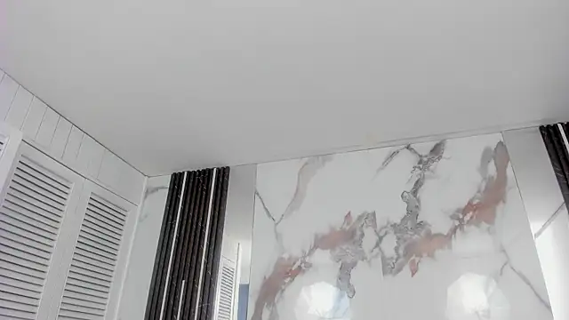 Kim Lennon online show from October 18, 12:50 pm