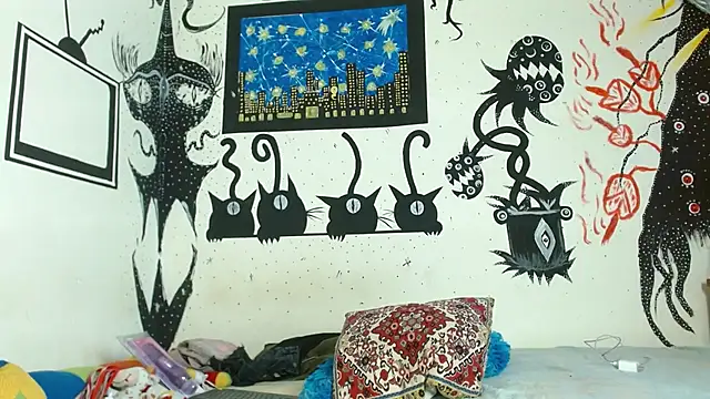 boysLittle online show from October 18, 1:12 pm