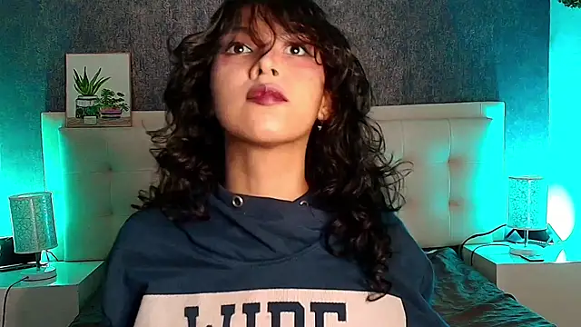 Snapshot of gabriela_cortez chatting on February 20, 10:48 pm gabriela cortez online show from February 20, 10:48 pm