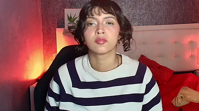 Snapshot of gabriela_cortez chatting on March 1, 11:15 pm gabriela cortez online show from March 1, 11:15 pm