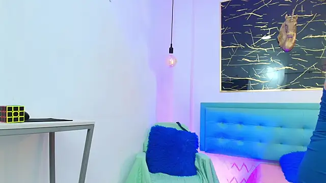 Snapshot of gabriela_cortez chatting on September 25, 12:20 pm gabriela cortez online show from September 25, 12:20 pm