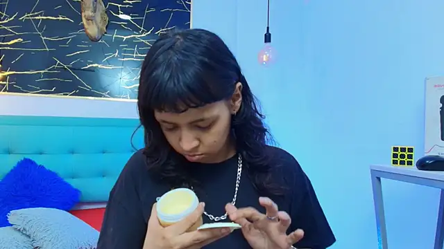 Snapshot of gabriela_cortez chatting on October 2, 12:12 pm gabriela cortez online show from October 2, 12:12 pm