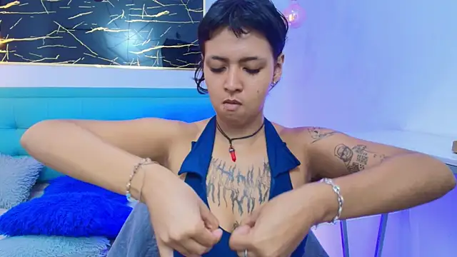 Snapshot of gabriela_cortez chatting on October 3, 12:13 pm gabriela cortez online show from October 3, 12:13 pm