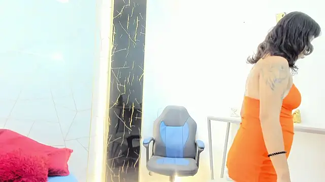 gabriela cortez online show from February 26, 1:59 am