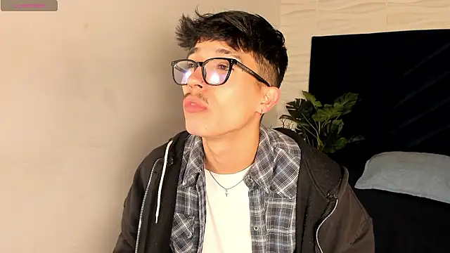 tim  fox online show from February 26, 11:31 am