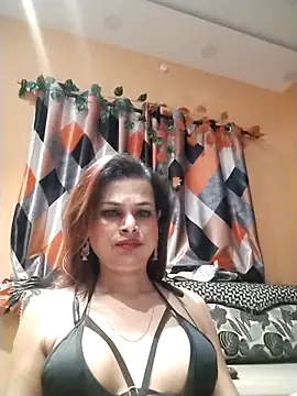 Snapshot of SANA-LEONI chatting on April 10, 7:40 pm SANA-LEONI online show from April 10, 7:40 pm