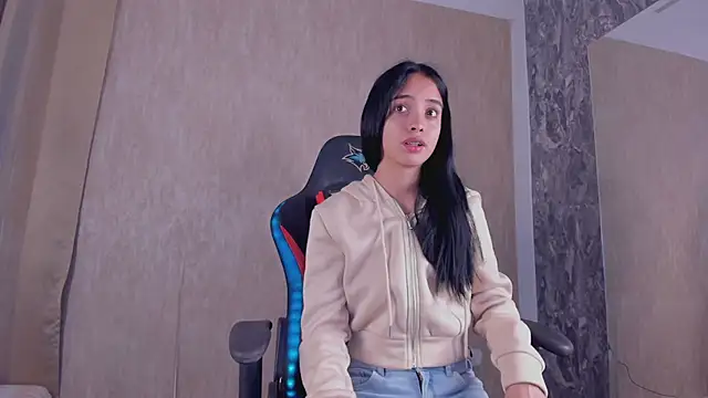 StefanyRousse online show from November 12, 11:43 am