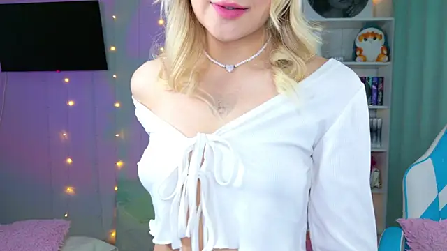 Snapshot of Mercedes_Robinson chatting on December 5, 4:21 am Mercedes Robinson online show from December 5, 4:21 am