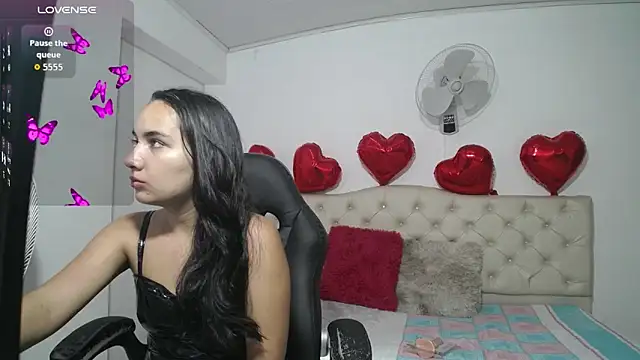 Snapshot of Maylin_horny19 chatting on October 11, 12:04 pm Maylin horny19 online show from October 11, 12:04 pm