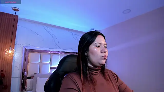 zoes milee online show from March 9, 11:36 am